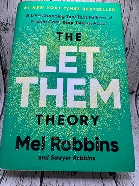 Mel Robbins The Let Them Theory - Green Hardcover